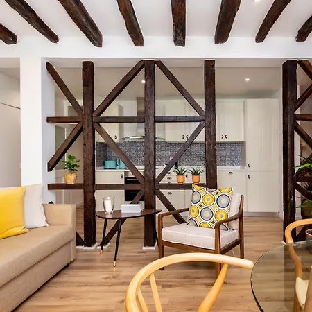 Whome Chic Alfama Flat With Historic Charm *