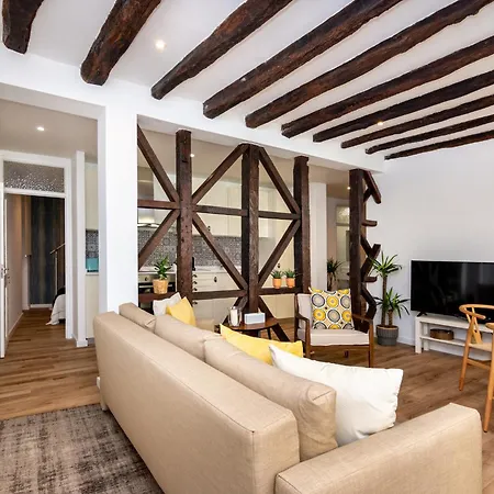 Whome Chic Alfama Flat With Historic Charm Лиссабон